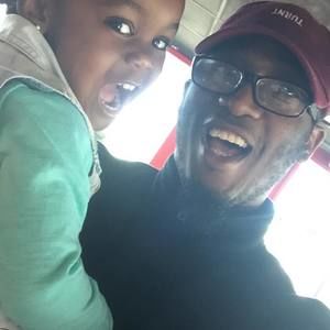 Meet your Posher, Elliott